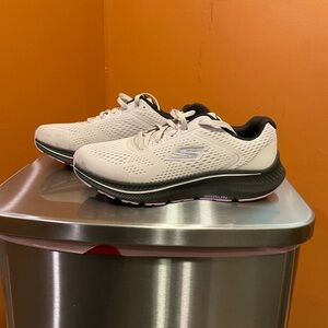 Skechers Women's Light Pink and Black Athletic Sneakers